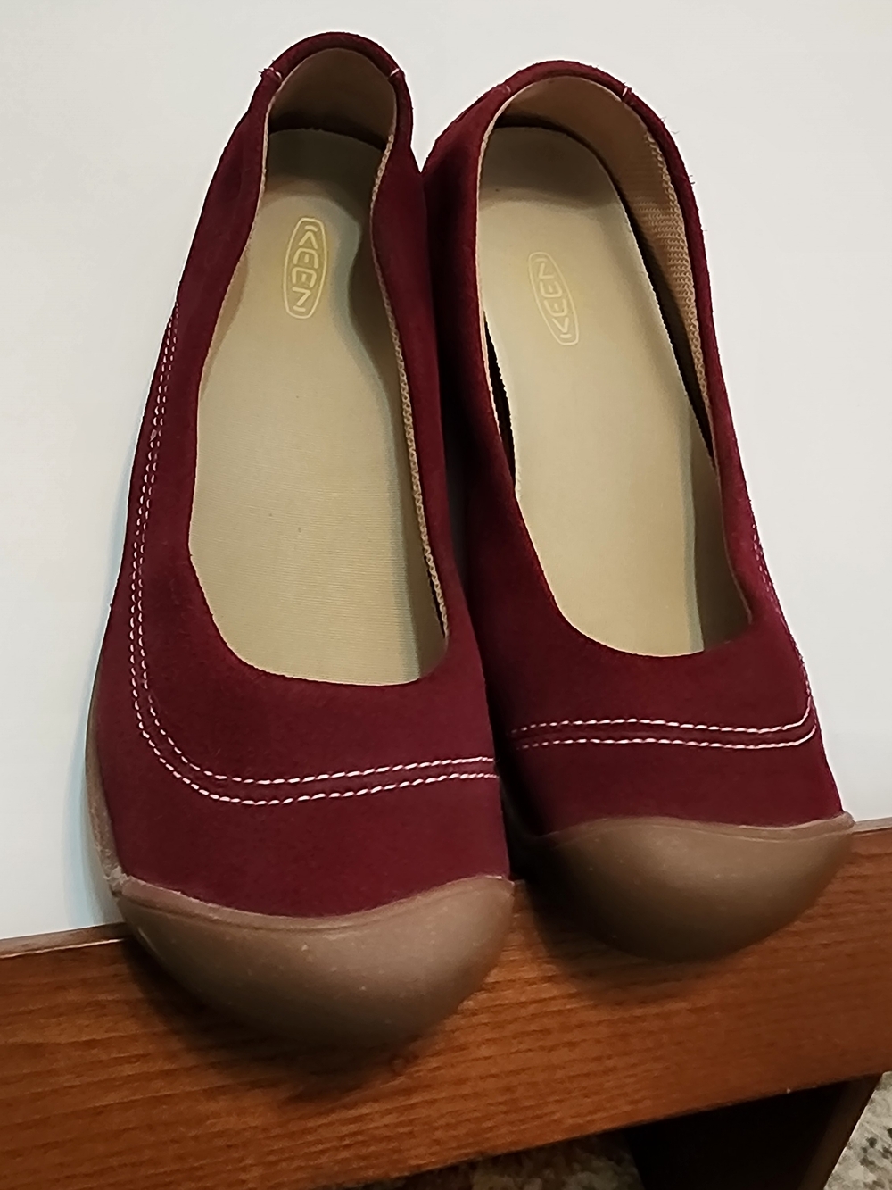 Keen Women’s Burgundy Suede Ballet Flat - Picture 2 of 5